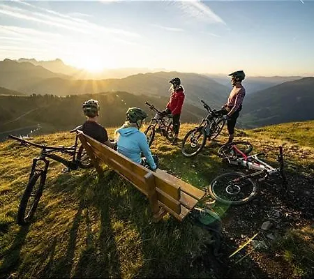 Hotel Vorderronach Sommer-joker-card In & Parkplatz Saalbach-Hinterglemm