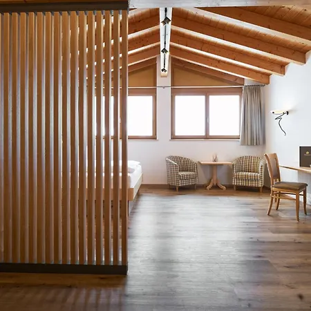 酒店 Vorderronach 3*