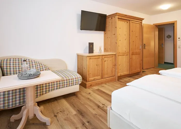 Hotel Vorderronach 3*